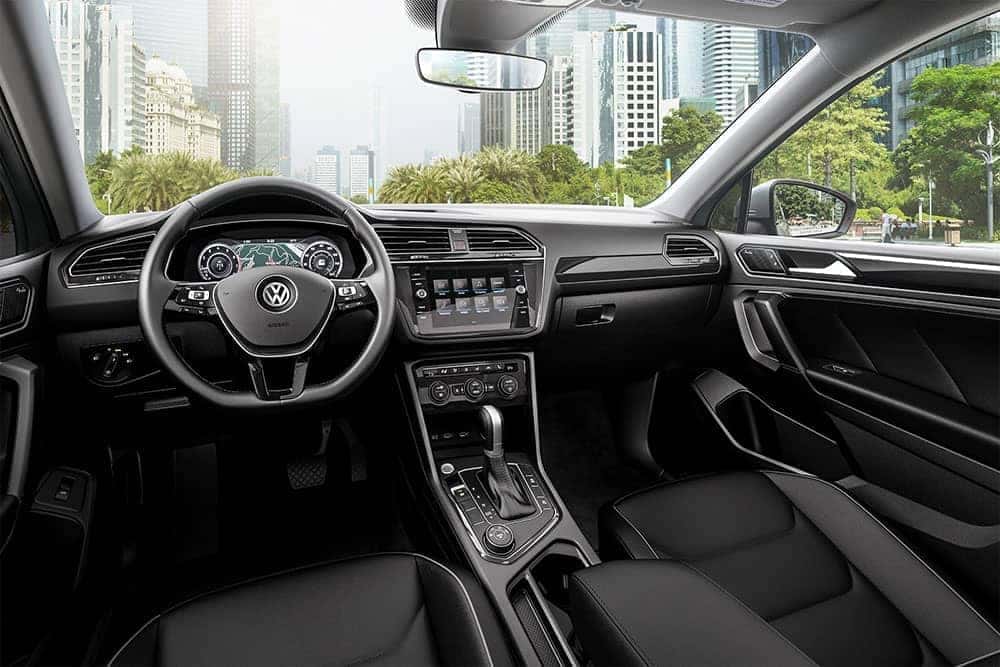2019 Volkswagen Tiguan int 01