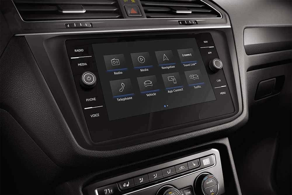2019 Volkswagen Tiguan int 03