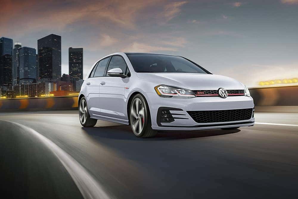 2020 VW Golf GTI Leaving The City