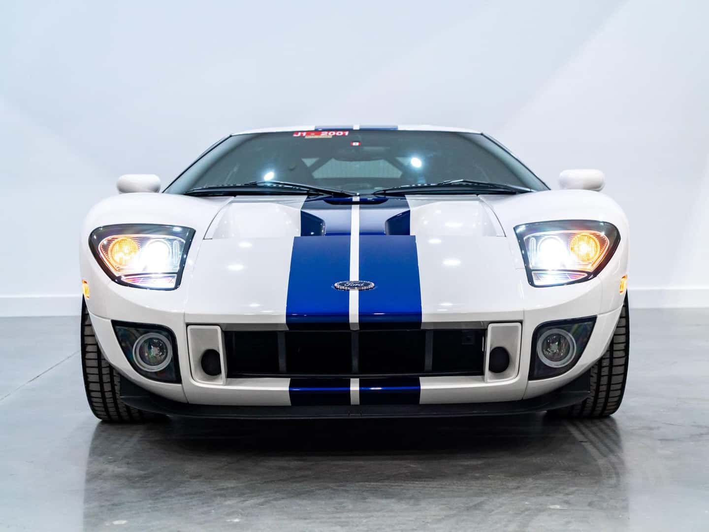 Top Speed Ford GT Matte Black - Competition Orange Stripe 1