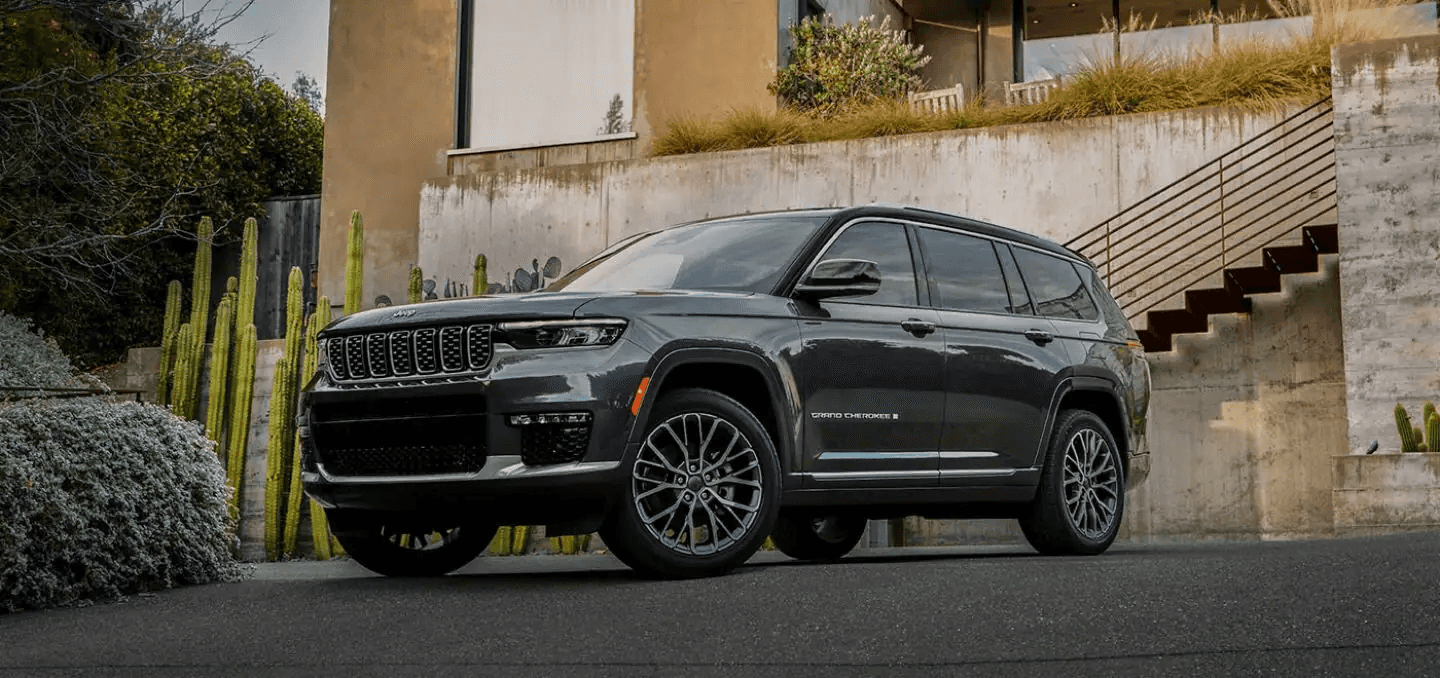 2022 Jeep Grand Cherokee  Bernard's Chrysler Dodge Jeep RAM