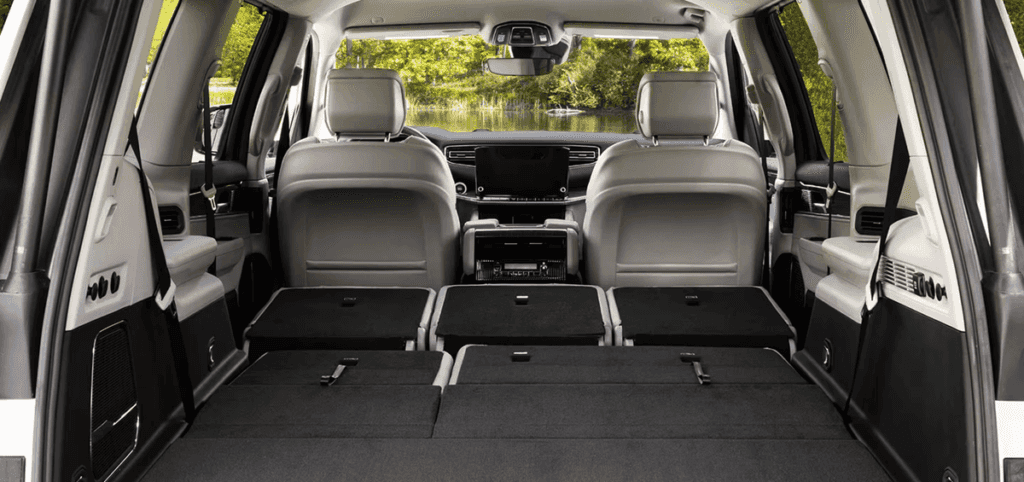 Wagoneer L Trunk