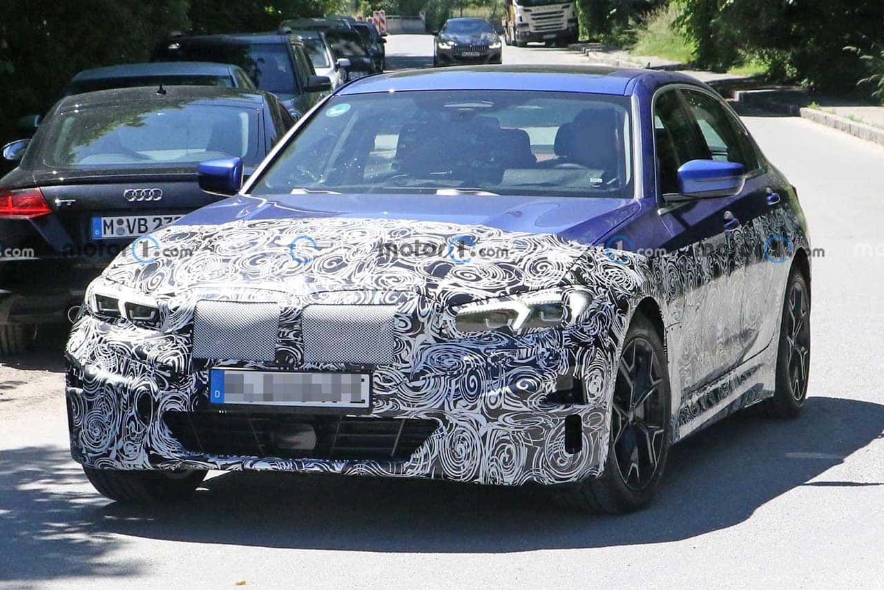 Spy Photos: 2023 BMW 3 Series