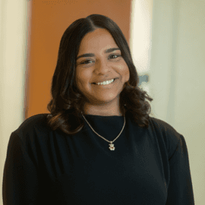 Zashley Fernandez - Fluent in Spanish