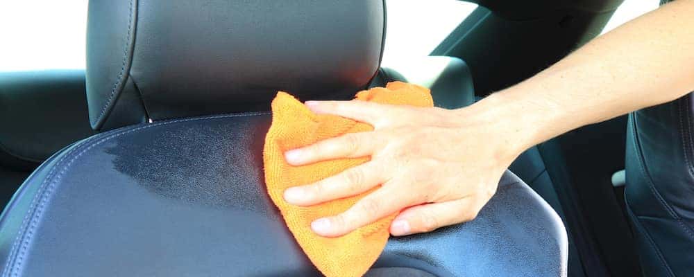 The Best Leather Car Seat Cleaner, Including Best Wipes for Leather Car  Interiors