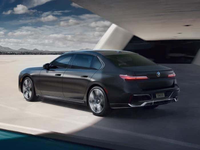 2023 BMW 7 Series Back Side View