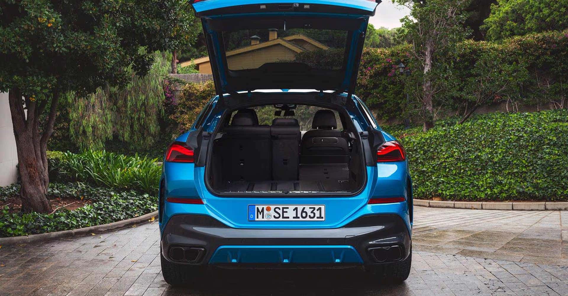 2025 BMW X6 rear trunk open