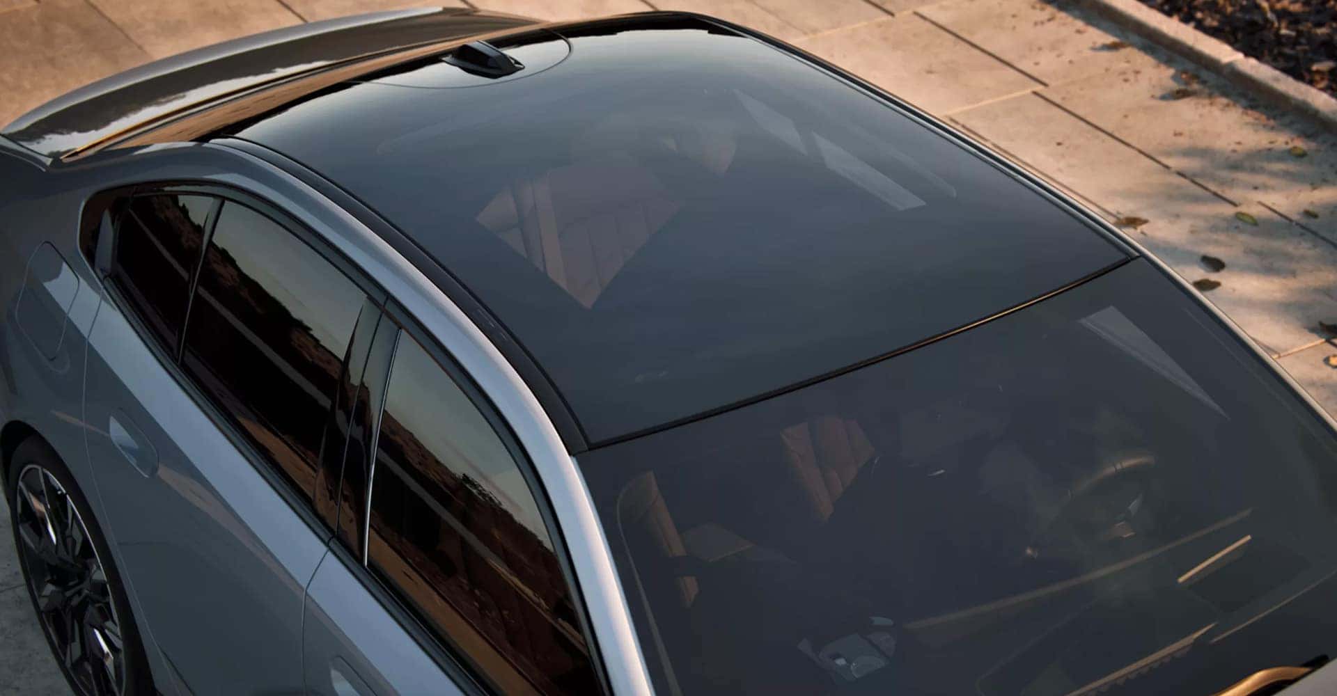 BMW i5 sunroof