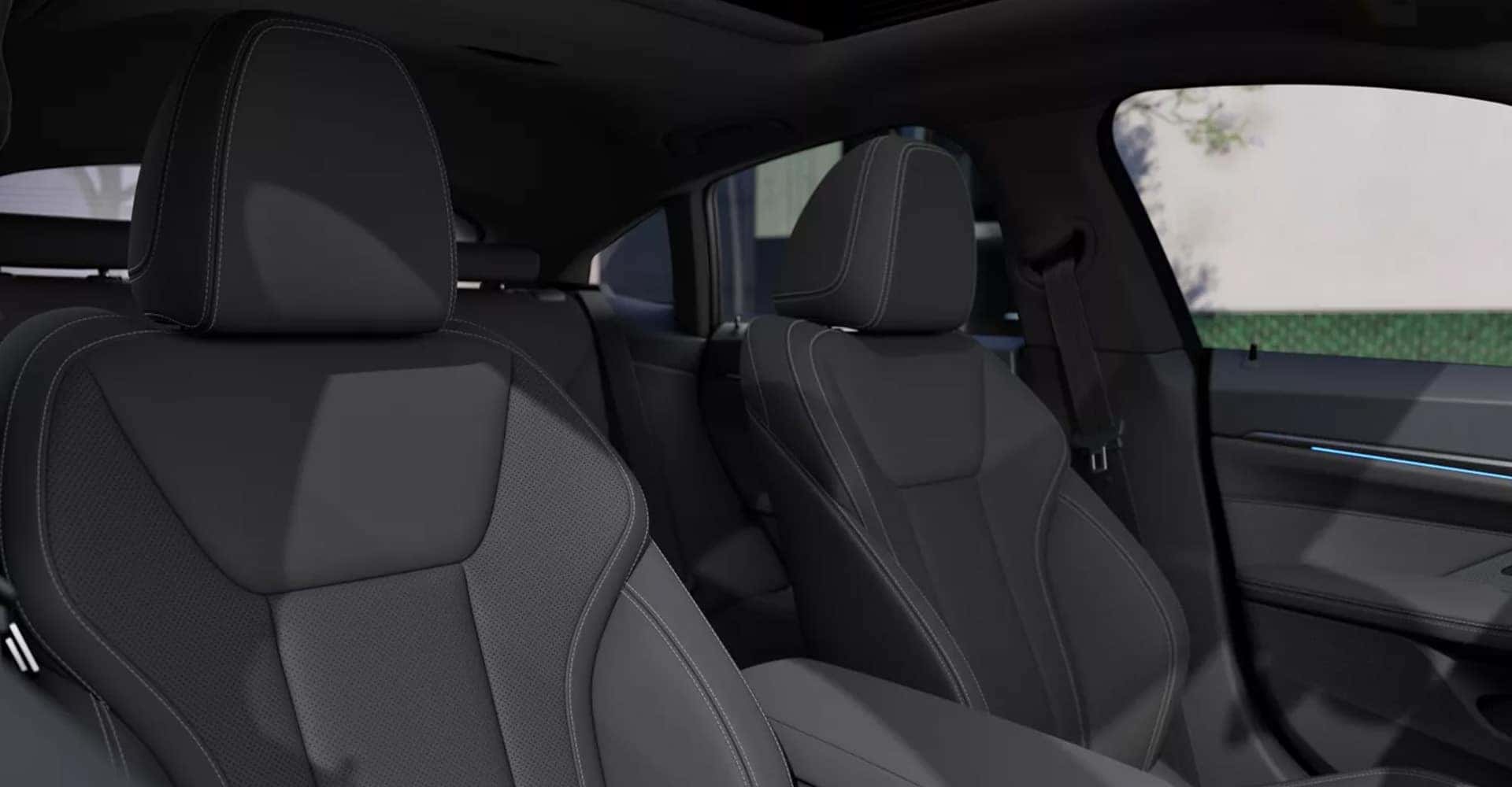 2026 BMW Series 4 seats