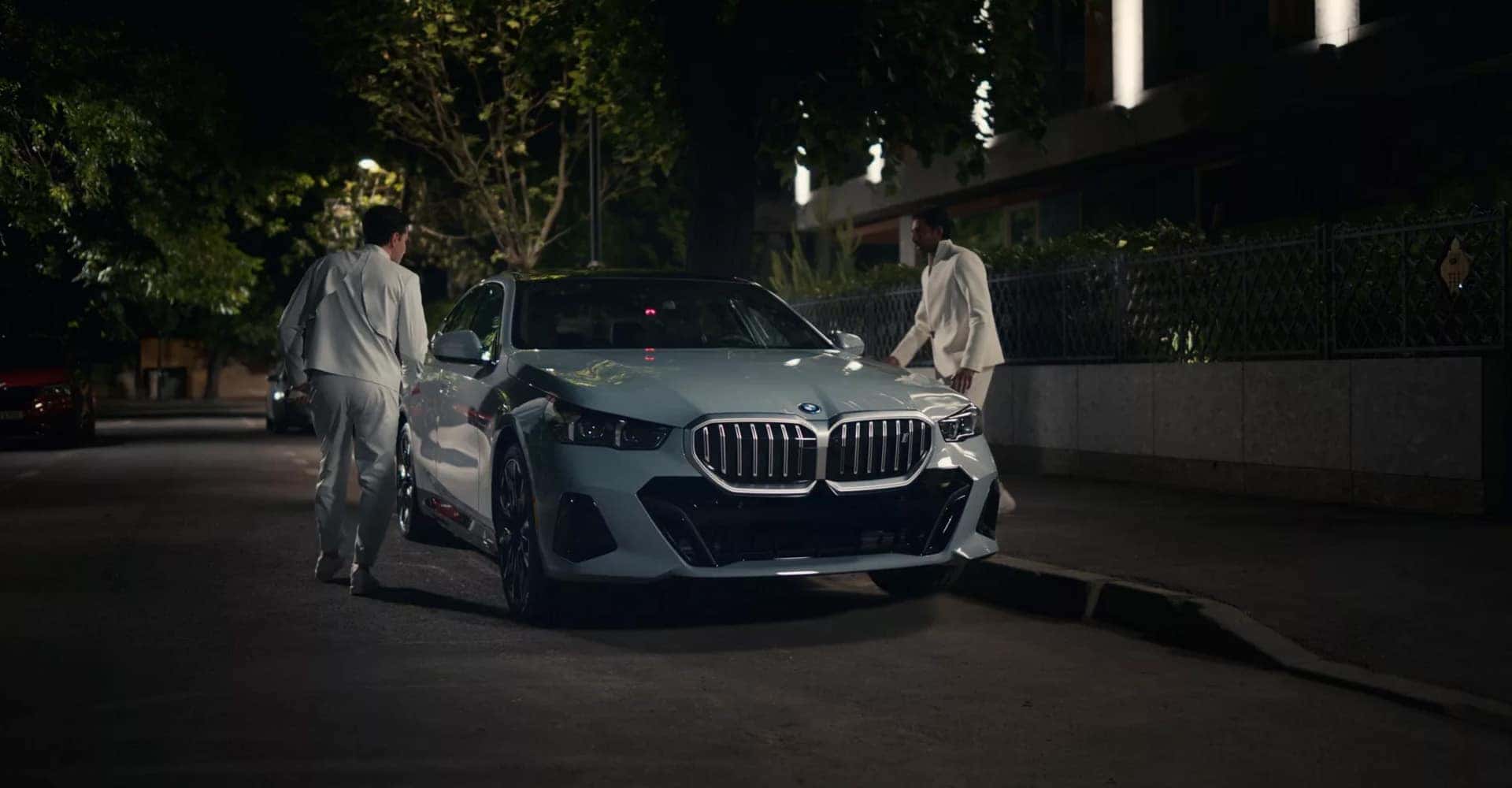 2026 BMW i5 getting in