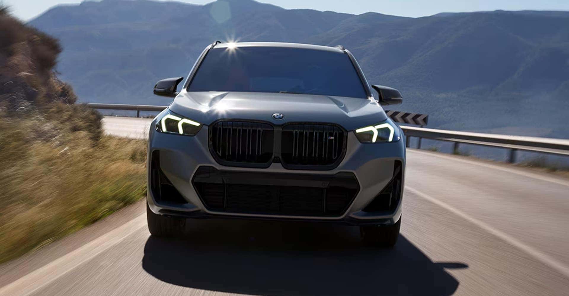 BMW-MY25-X1-Overview-Performance-02-Desktop