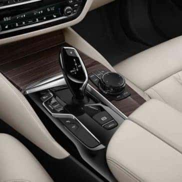 2019 BMW 5 Series front interior