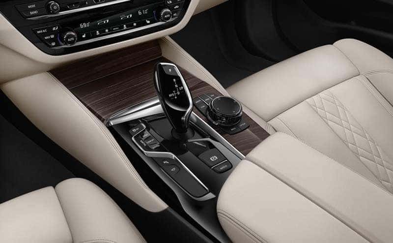 2019 BMW 5 Series front interior