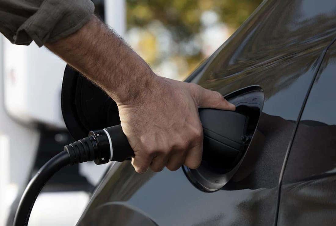 Chrysler Pacifica Plug-in charging