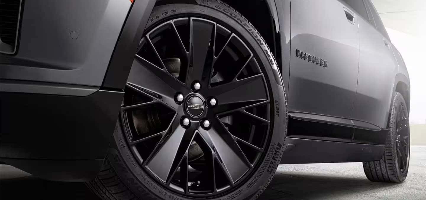 2025 Jeep Wagoneer S Wheel