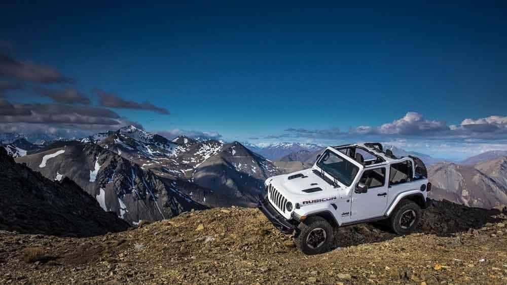 2018 Jeep Wrangler on cliff