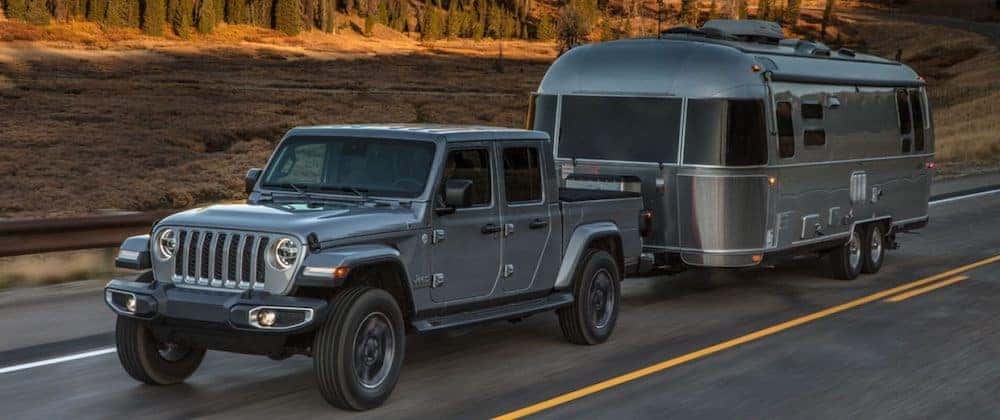 2020 Jeep Gladiator Towing Capacity | How Much Can the Gladiator Tow?