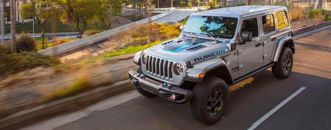 Jeep Wrangler JK Sahara 4x4 3.6L Aut usado (2019) color Blanco