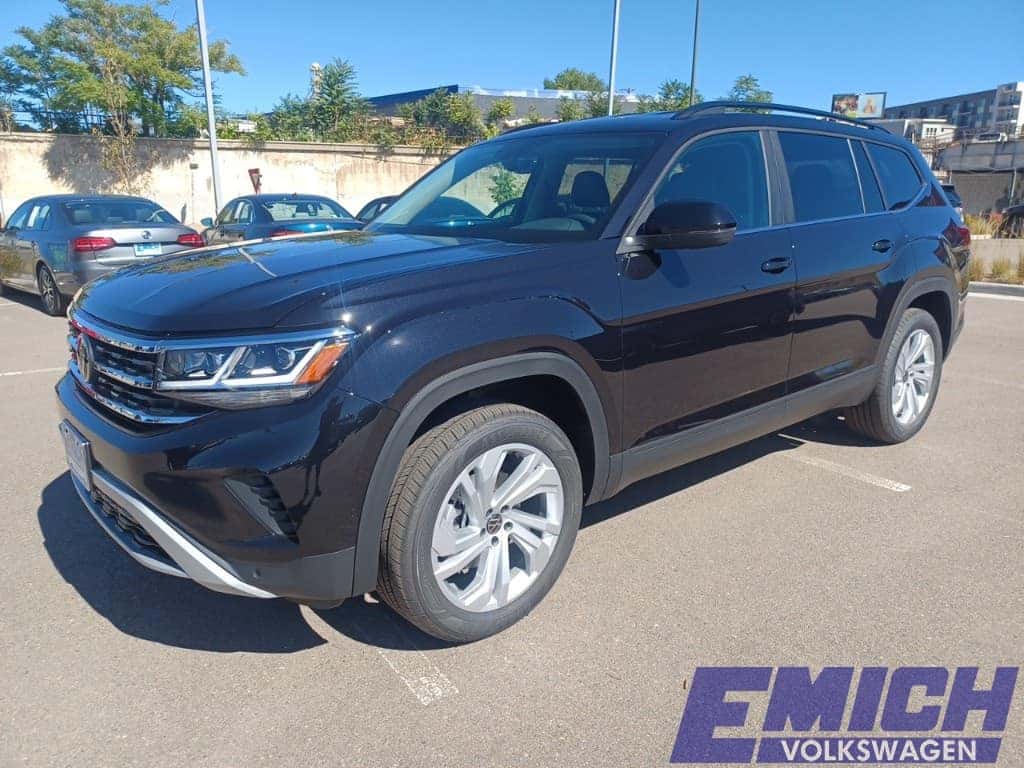 2023 Volkswagen Atlas SE w/ Technology SUV - Emich VW in Denver, CO