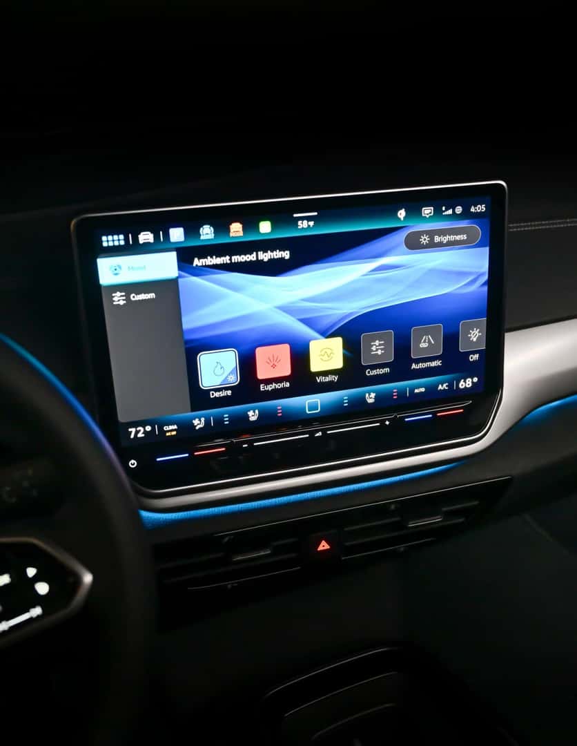 2024 VW ID.4 vs. 2024 Ford Mustang Mach-E: Trims & Technology