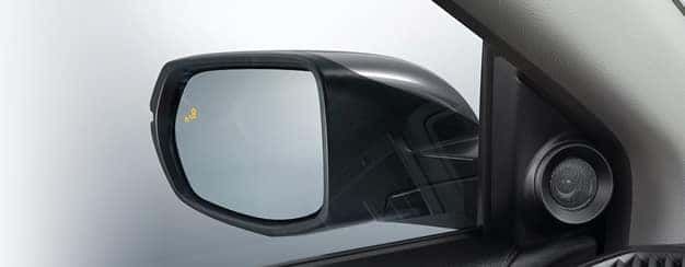 2019-honda-crv_Blind-spot-information-system_mobile