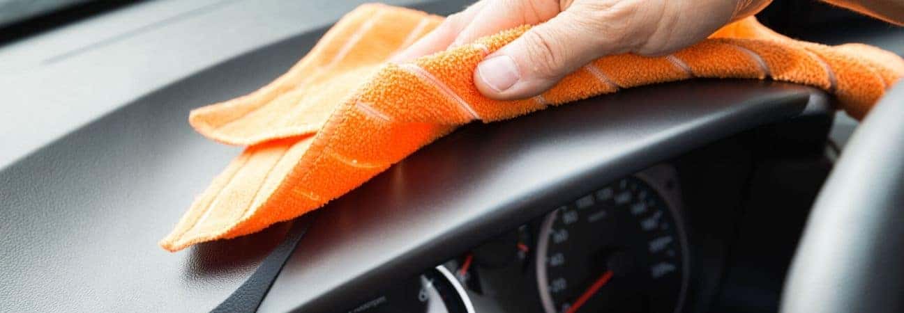 How to Vacuum Your Car - CARFAX