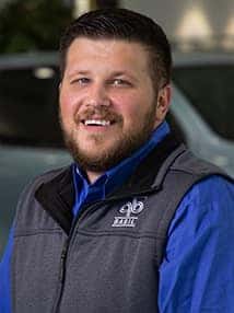 Chris  Luthart