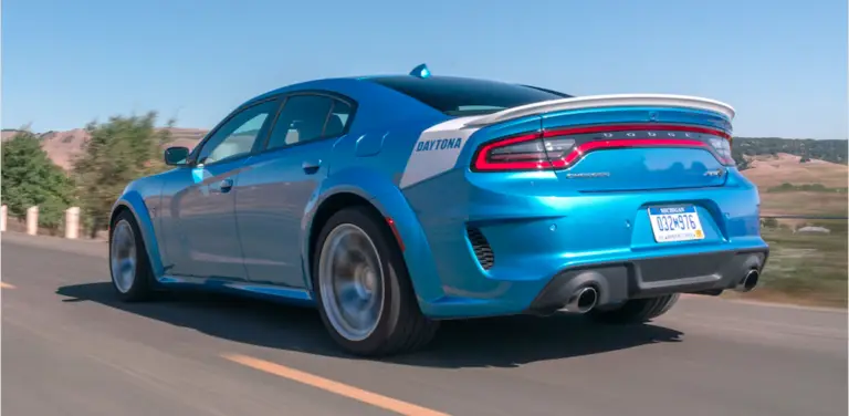 Dodge Introduces Daytona Special Edition To R/T and Scat Pack Charger ...