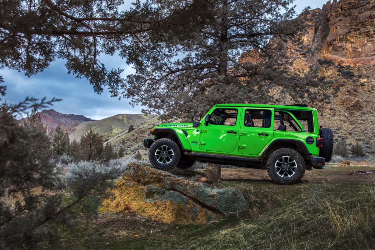 2025 Jeep Wrangler Colors and Interior at Kendall DCJR