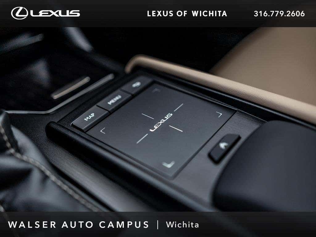 2019 Es 350 touch pad center console