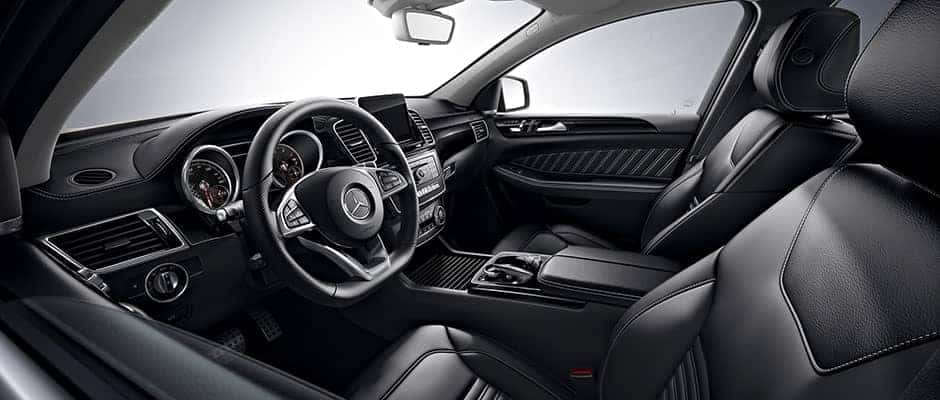 2019-Mercedes-Benz-GLE-front-seating