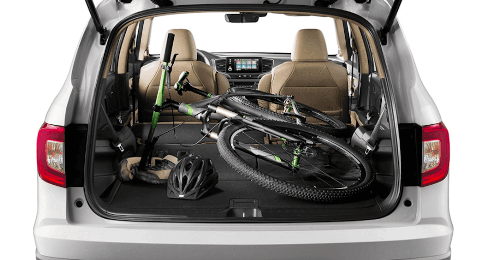 2021 Honda Pilot Seating and Cargo Capacity Honda in Ridgeland