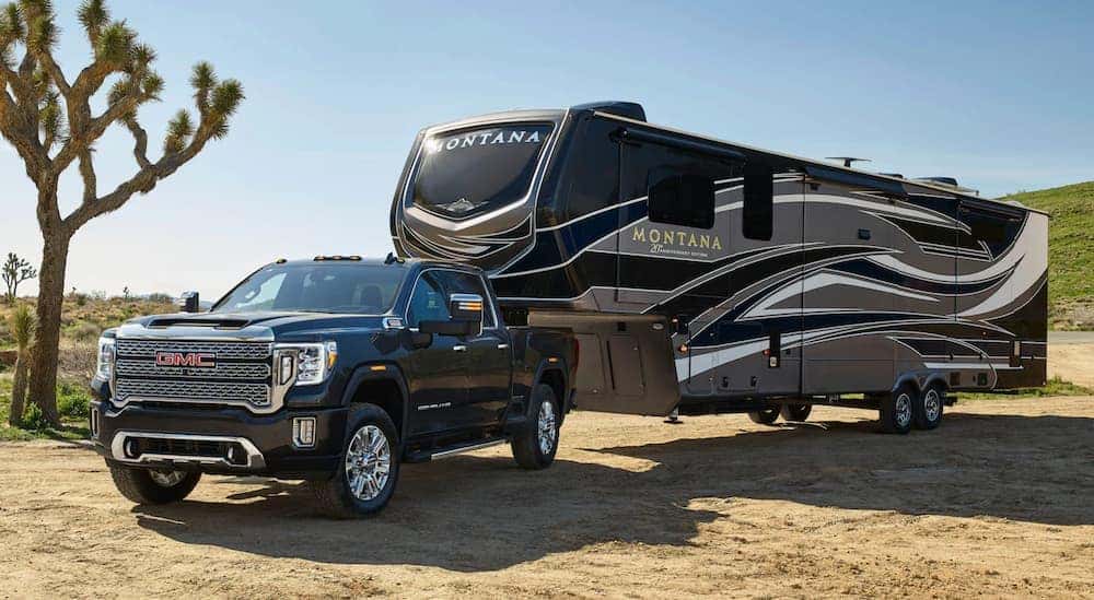 2020 GMC Sierra 2500HD Engine & Towing Capability | Truck Sales