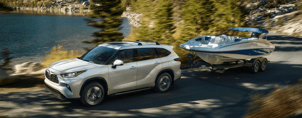2020 Toyota Highlander Towing | Engine, Payload | Trailering SUVs