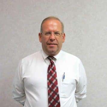 Dennis Varo