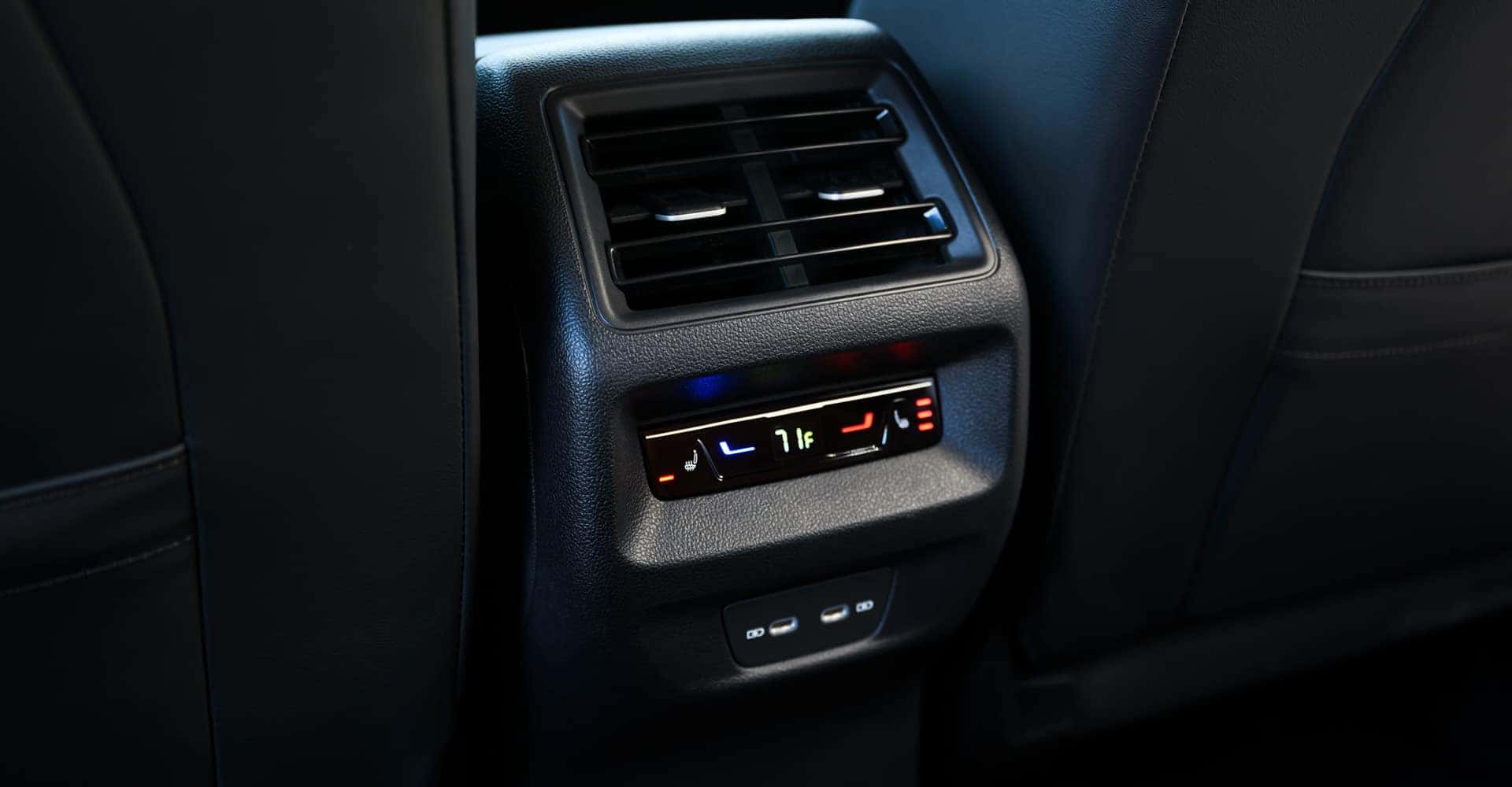 2025 VW Tiguan back seat air control
