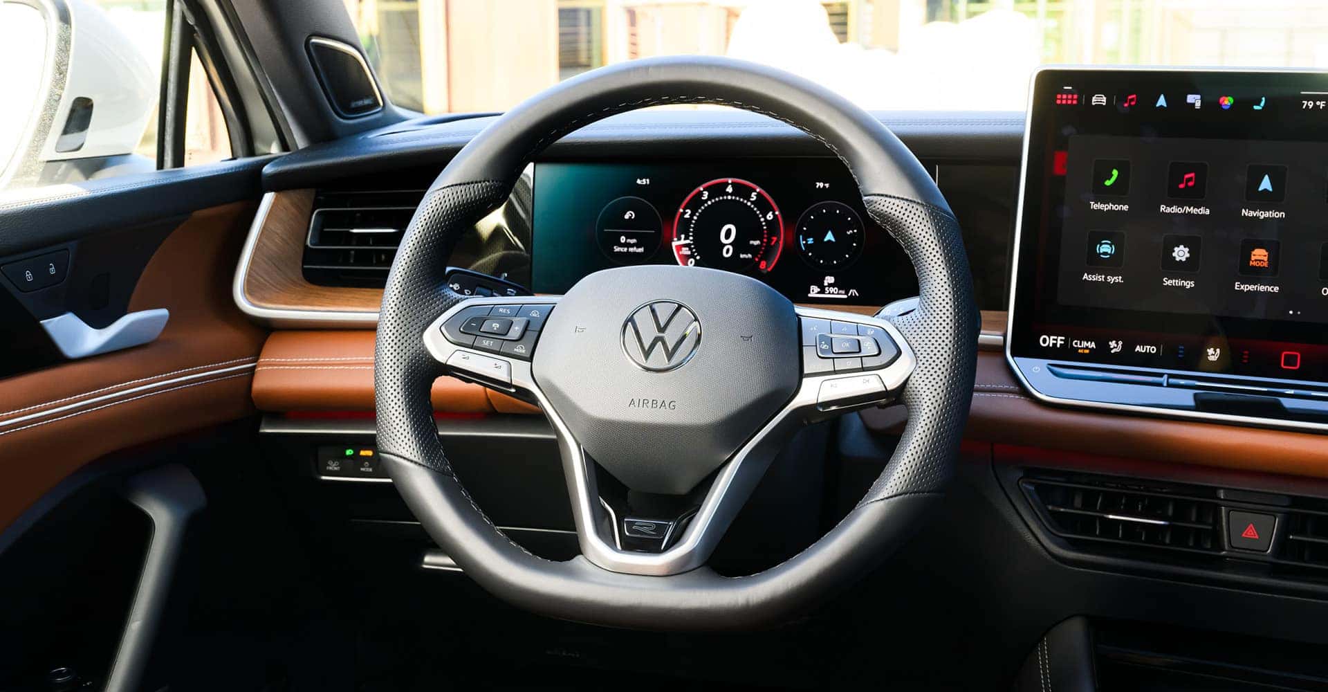 2025 VW Tiguan interior view of steering wheel