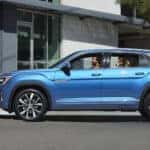 2025 Atlas Cross Sport Blue, couple