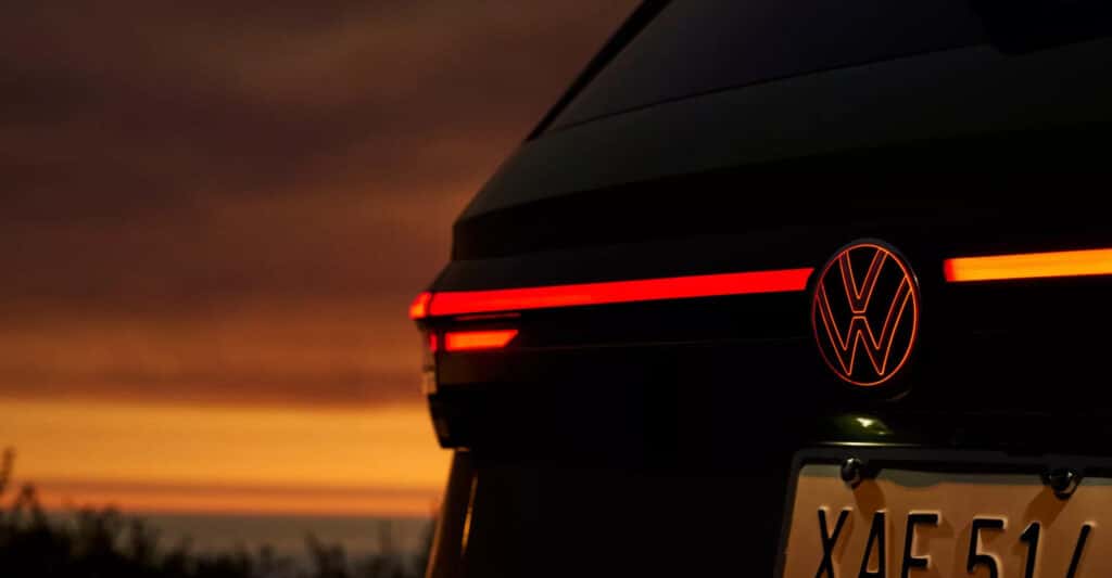 2026-Volkswagen-Taos-emblem