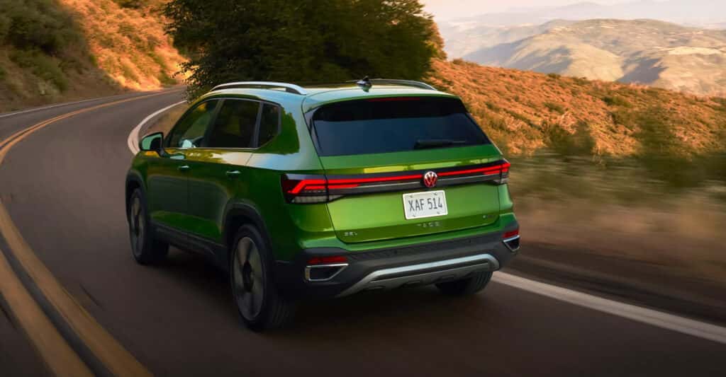 2026-Volkswagen-Taos-green