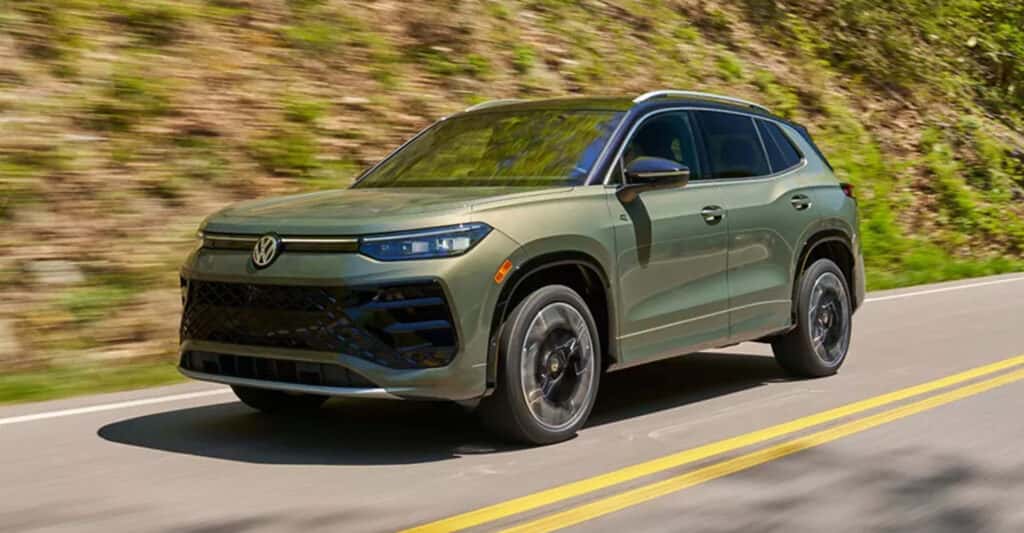 2026 Volkswagen Tiguan in green