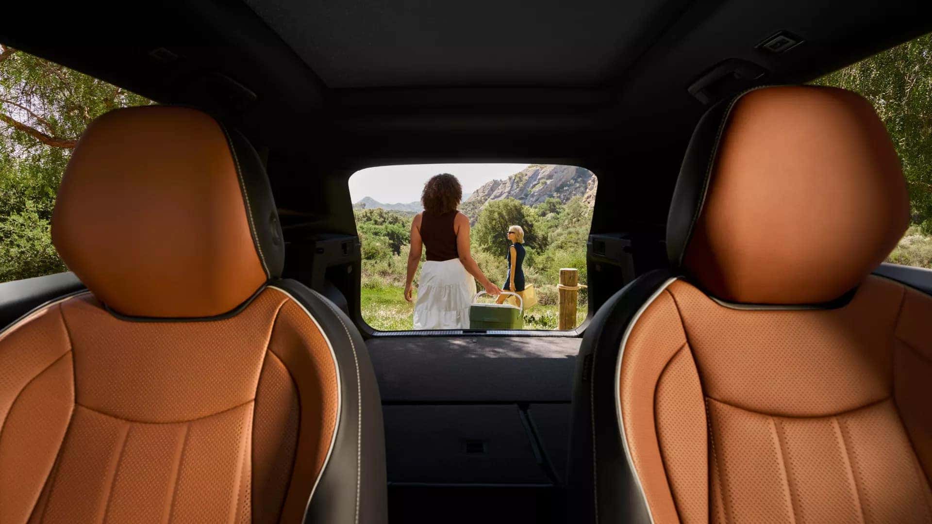 View of trunk from inside Volkswagen Tiguan