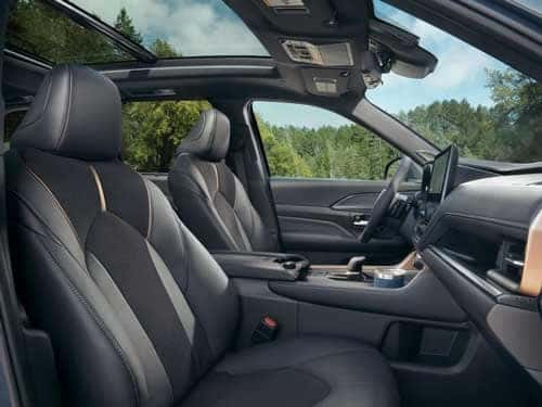 2024 Toyota Highlander interior