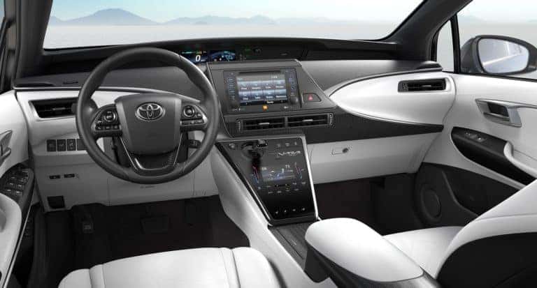 toyota-mirai-2022-picture-206-of-209-800x600