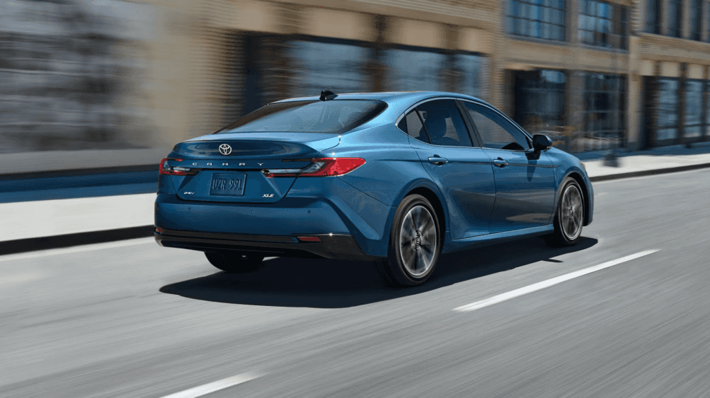 Toyota Camry LE vs XLE Ultimate Comparison | Toyota of North Charlotte